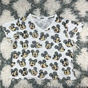 Disney Mickey Mouse Women's White V-Neck Crop T-Shirt Size 2X